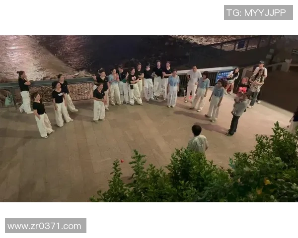 重庆街舞队比赛经验的变革与热议引发的街舞文化新潮流